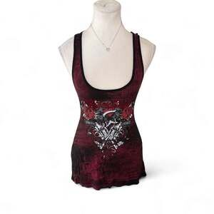 Y2K grunge tank top white & red skull roses graphic lace back detail size large